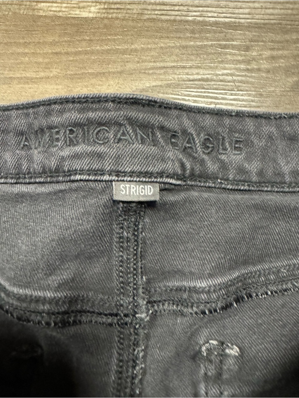 American Eagle Mom Jeans in Black Size 12 - Picture 6 of 9